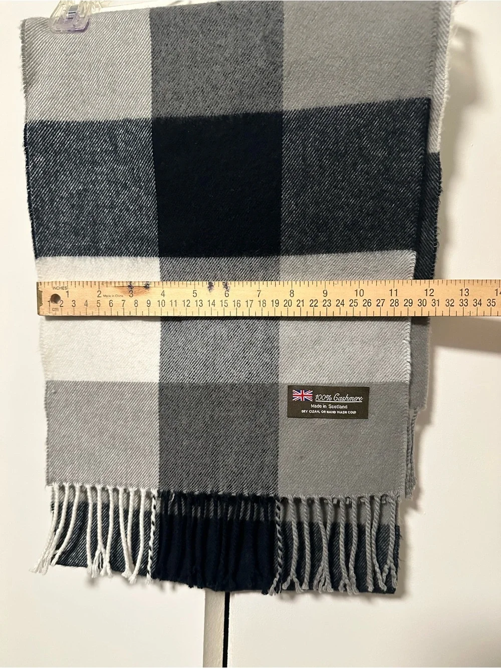 Scottish Classic Grey Plaid Scarf - 100% Cashmere